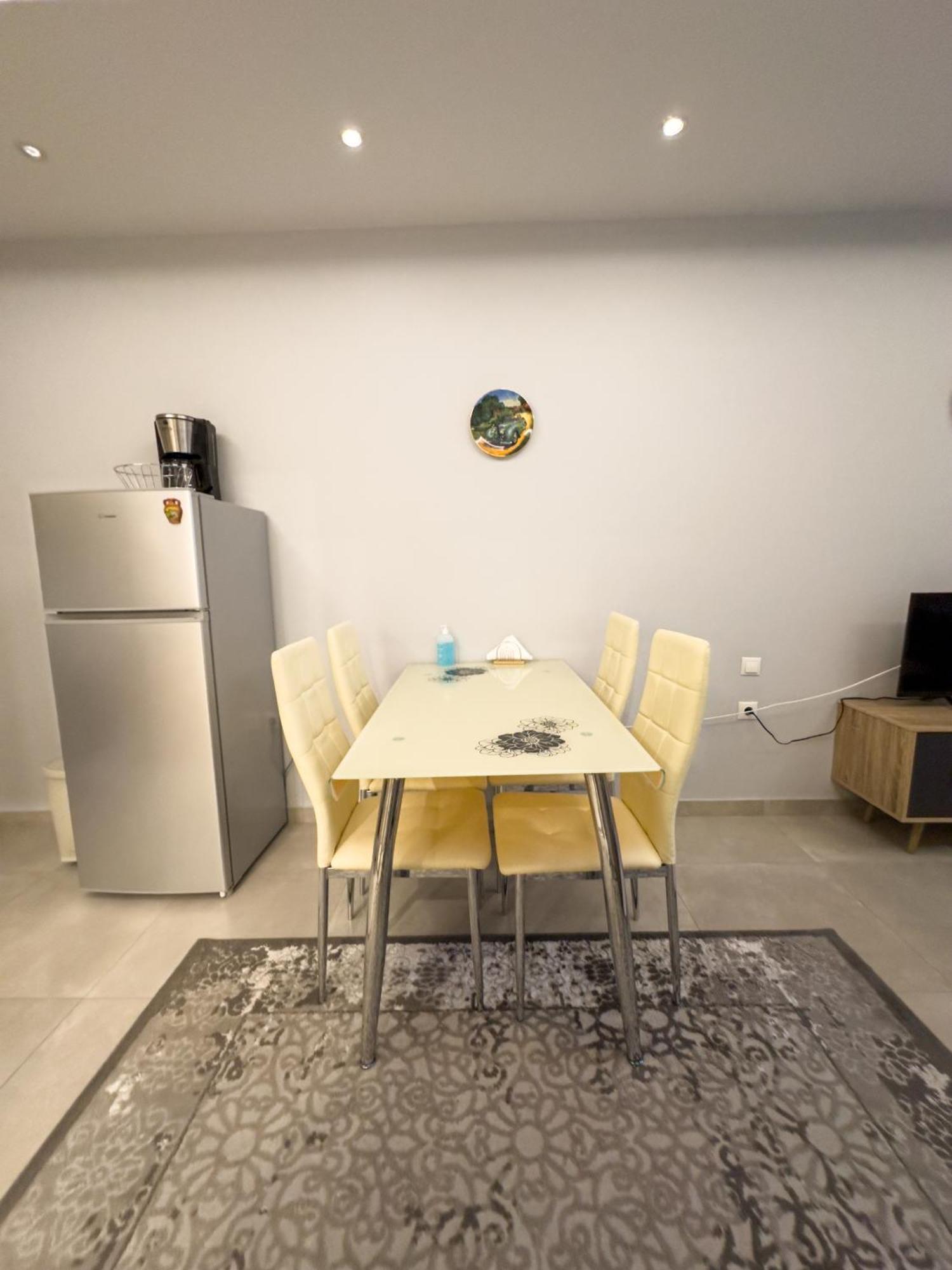 Contemporary & Spacious Renovated Apartment, Dt Syntagma, /Touristic Area Atena Exterior foto